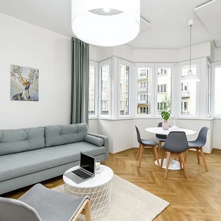 Native Zulawskiego 8 * קרקוב