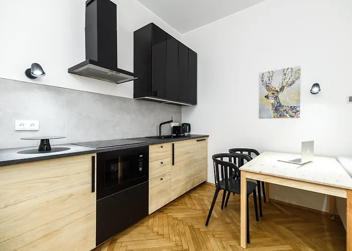 Native Zulawskiego 8