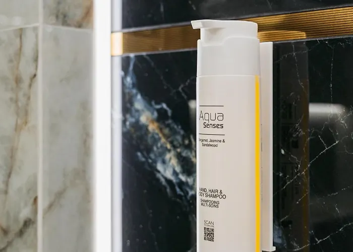 Native Zulawskiego 8 *